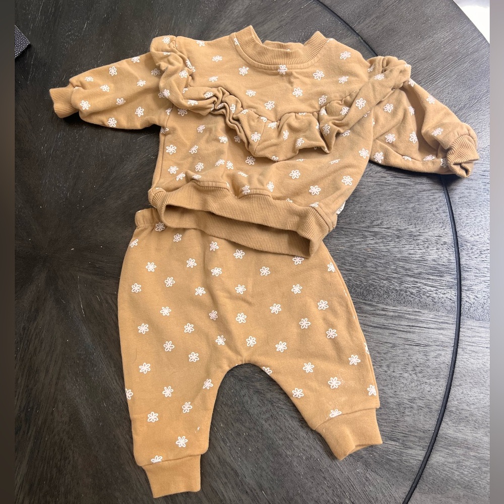 Quincy Mae lounger set